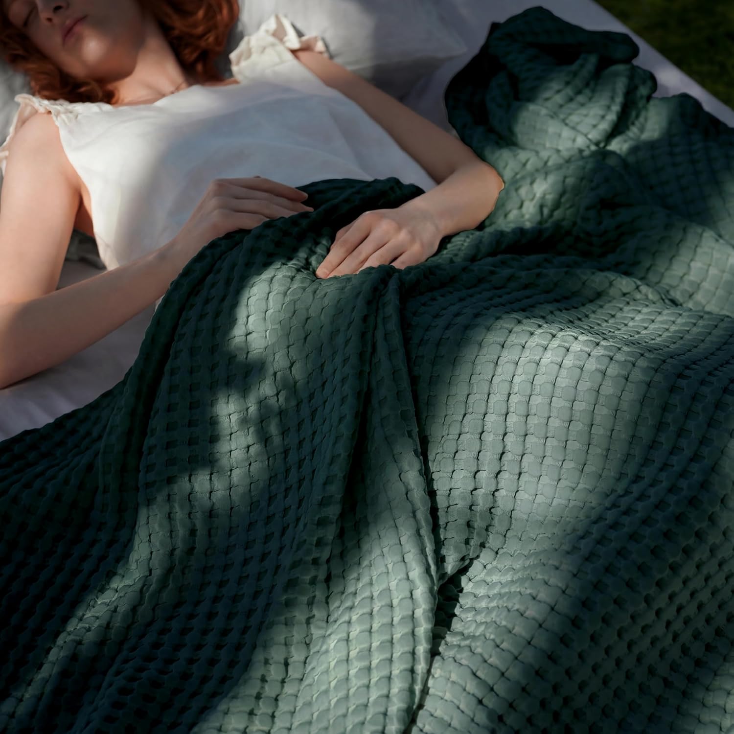 🌿 100% Cotton Herringbone Waffle Blanket